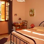 Sous Le Tilleul, Chez Joelle Et Guy Bed & Breakfast Carsac-Aillac